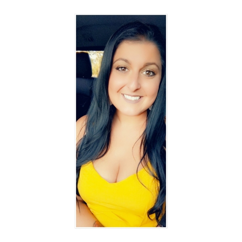 Meet your posher, Alicia